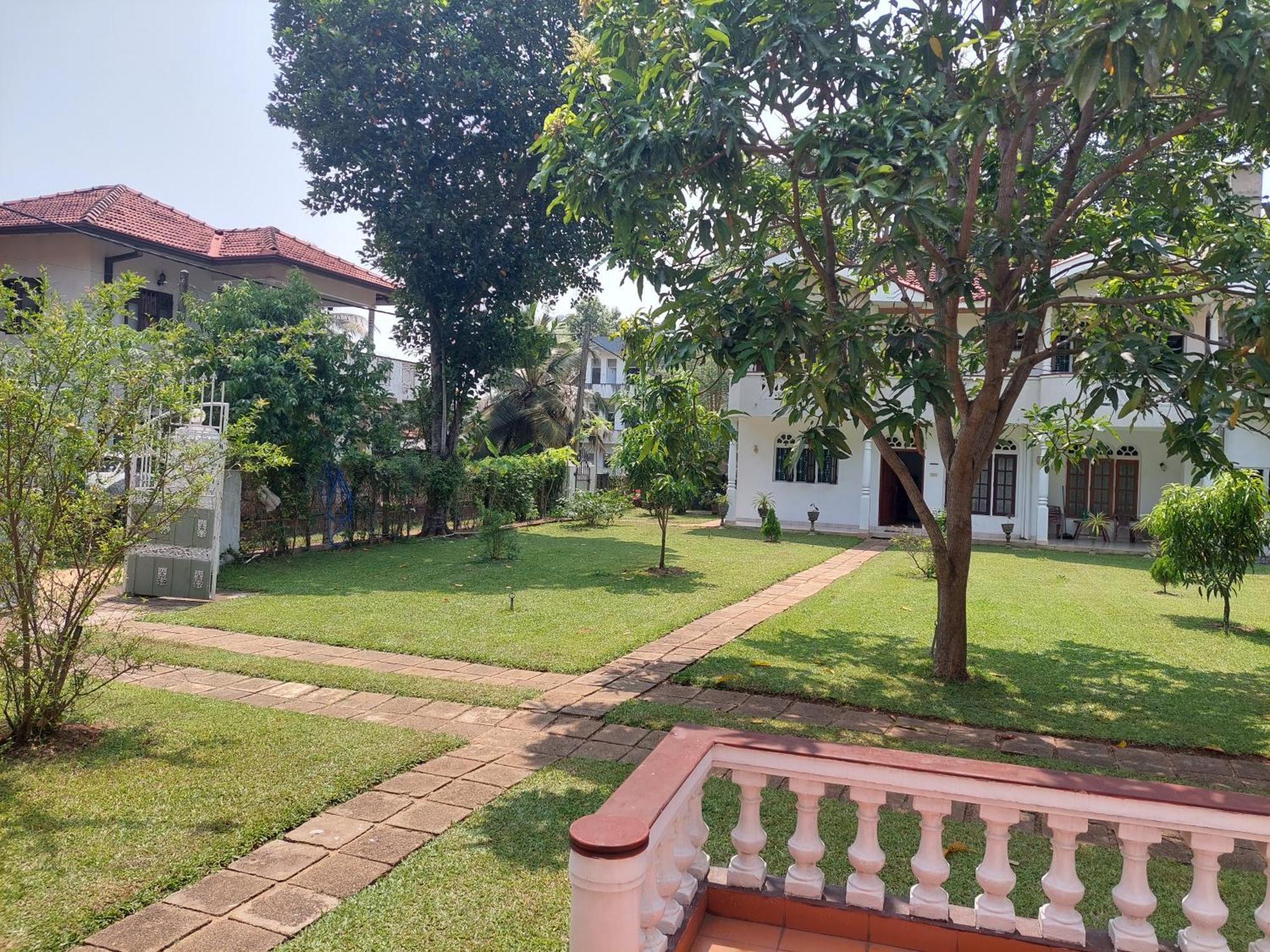 Gudsmith Home Negombo Eksteriør billede
